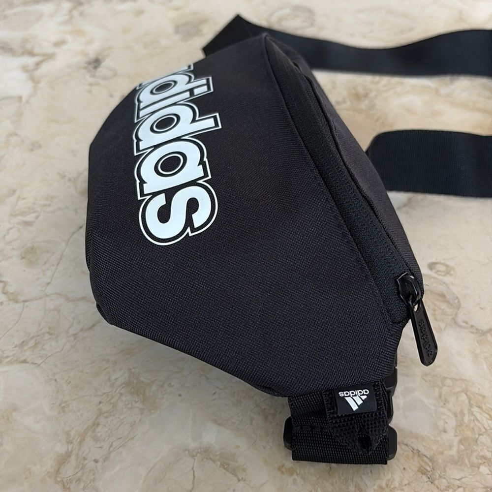 NWOT Adidas Classic Foundation Belt Bag - Picture 8 of 11